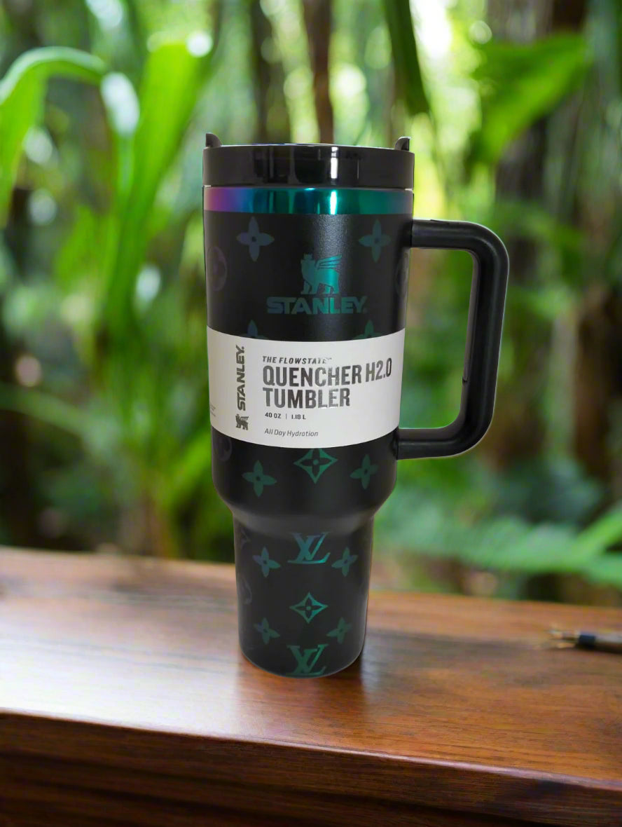 FREE Home Delivery, High Quality Stanley Tumbler With Straw, Lid, 40 Oz (1200ml) for Water, Coffee, Smoothies. Free Home Delivery In The Main Cities Of The UAE - كوب ستانلي عالي الجودة مع قشة