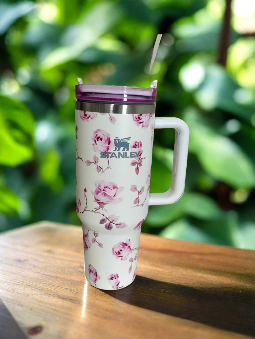 FREE Home Delivery, High Quality Stanley Tumbler With Straw, Lid, 40 Oz (1200ml) for Water, Coffee, Smoothies. Free Home Delivery In The Main Cities Of The UAE - كوب ستانلي عالي الجودة مع قشة